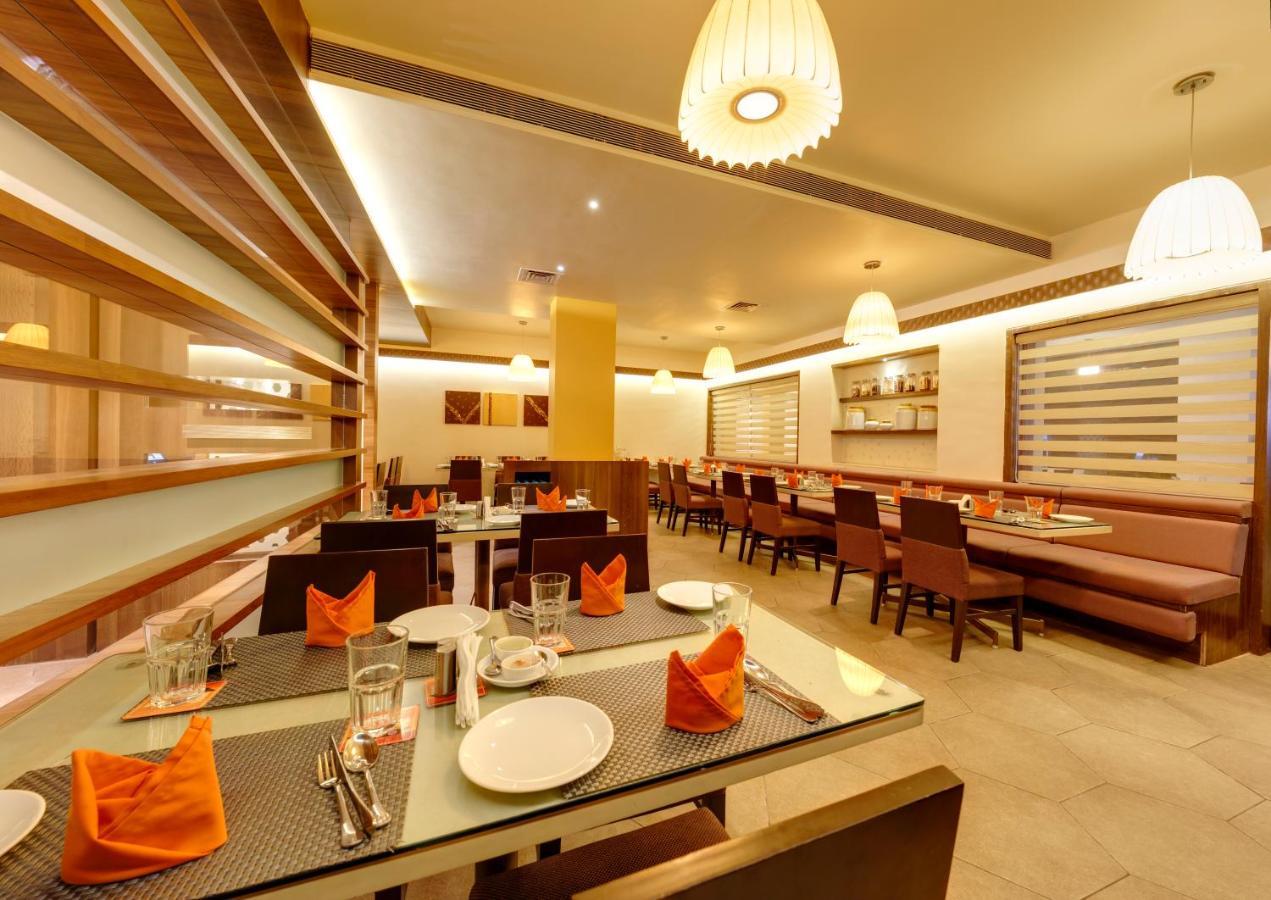 Regenta Place Raysons Kolhapur Exterior photo