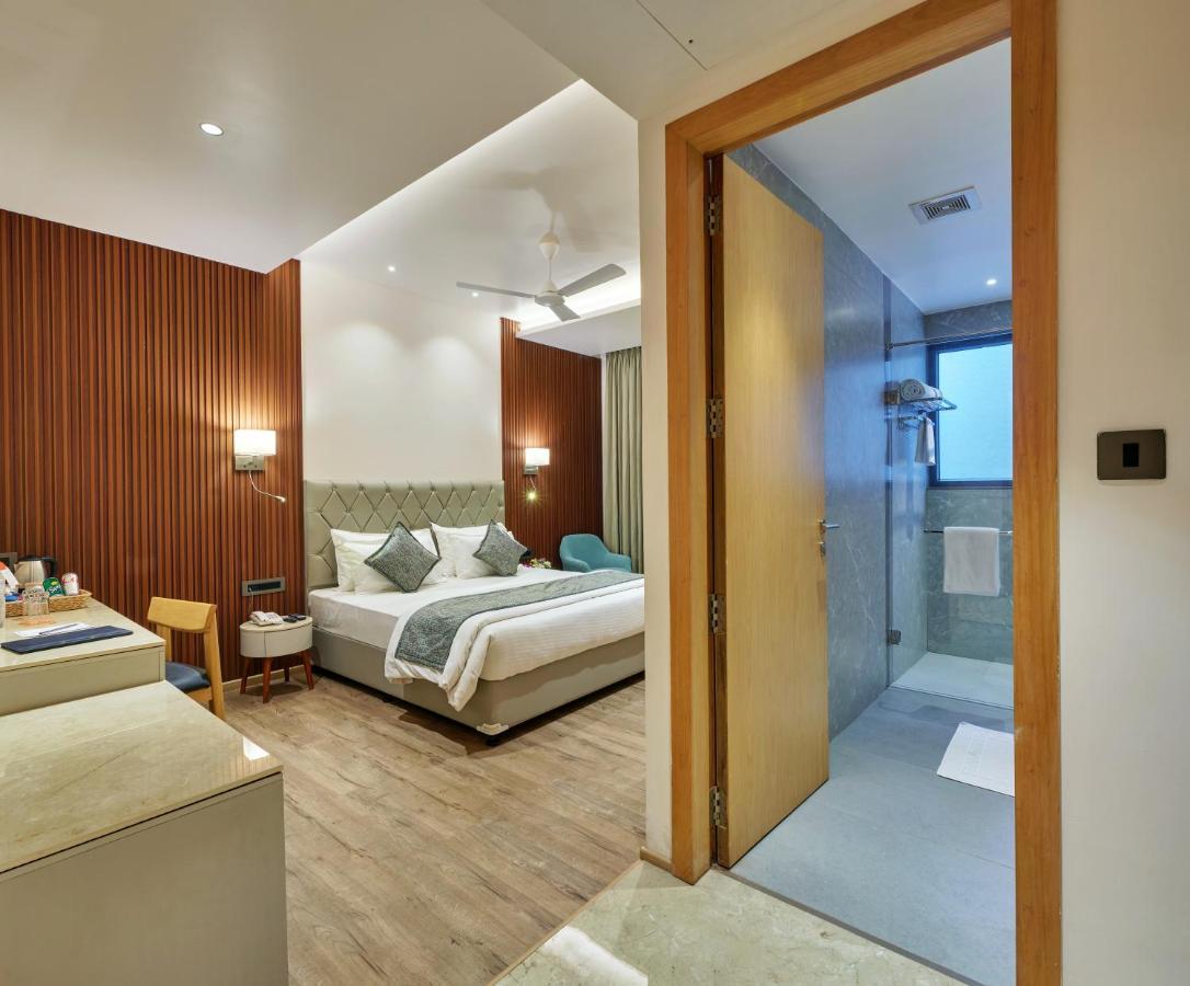 Regenta Place Raysons Kolhapur Exterior photo